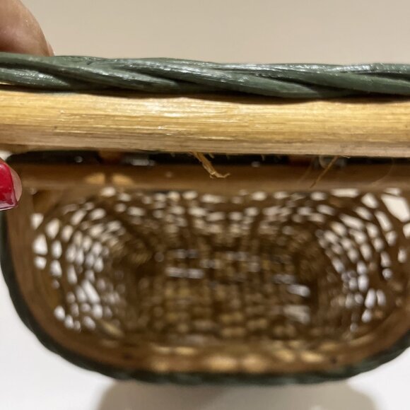 Vintage Woven Wicker Hanging Wall Pocket Basket Americana Forest Cottagecore - Picture 5 of 13